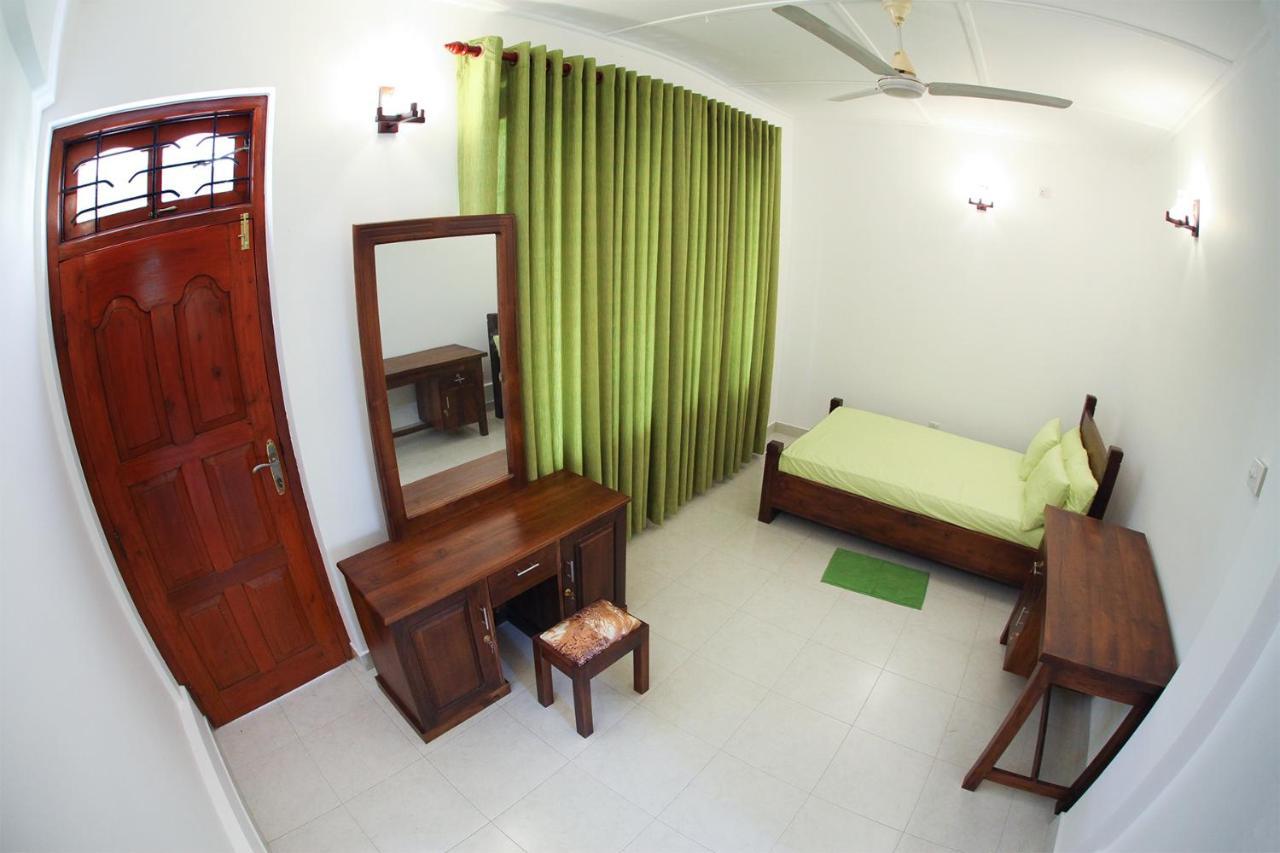 12 B Lewella Road, Kandy. Buitenkant foto