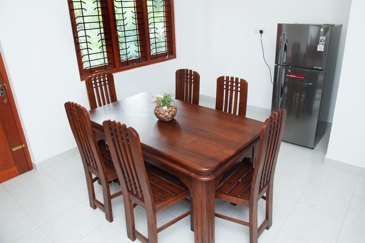 12 B Lewella Road, Kandy. Buitenkant foto