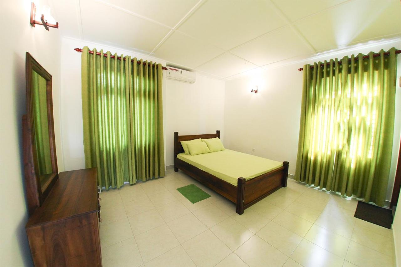 12 B Lewella Road, Kandy. Buitenkant foto